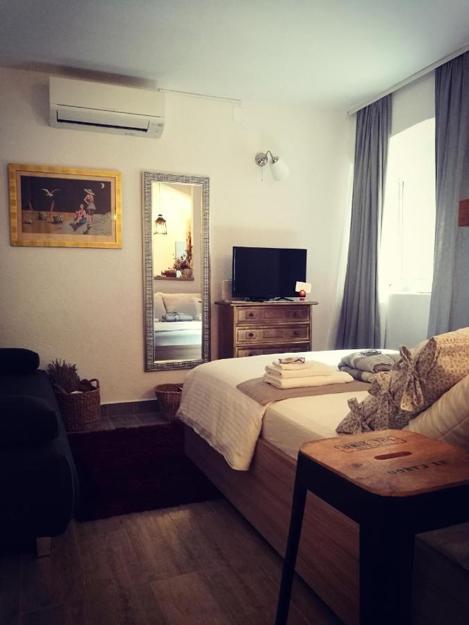 Liza'S Downtown Apartment Hvar Town Dış mekan fotoğraf